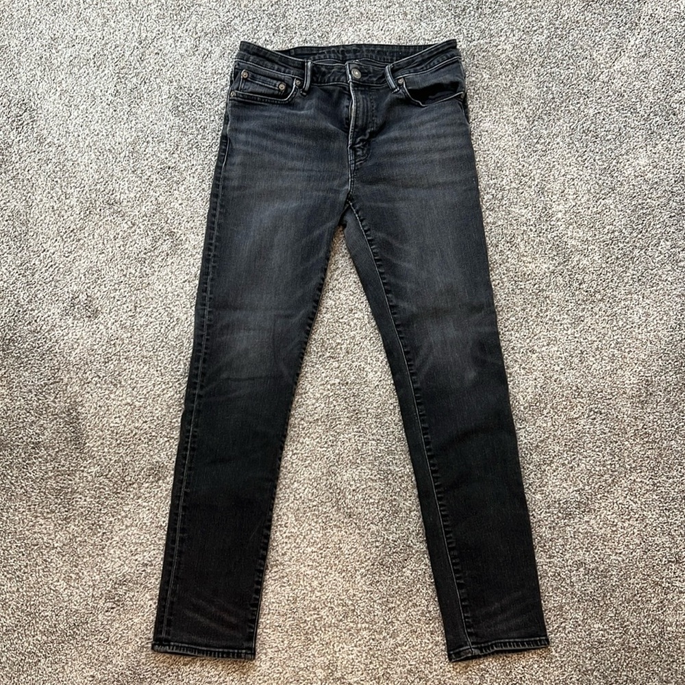 American Eagle Athletic fit jeans 32x32